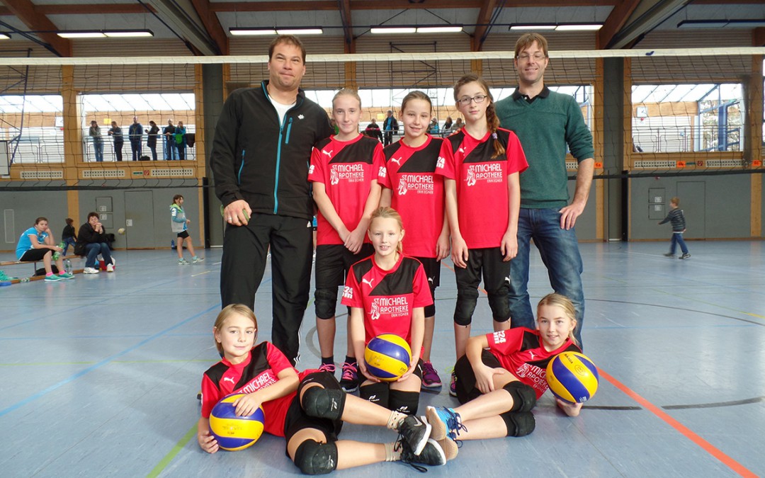 U 13 Mädels feiern Heimpremiere